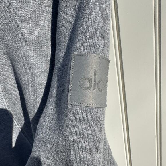 Alo Yoga Make Waves Hoodie Small Womens / XS Mens Athletic Heather Grey Tonal - Picture 14 of 16